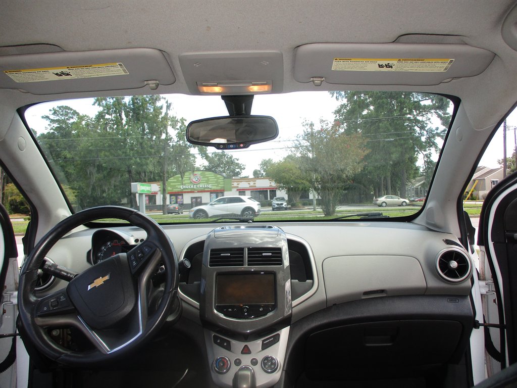 View 16